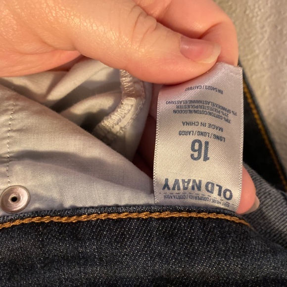 Old Navy Flirt Jeans - Picture 3 of 5